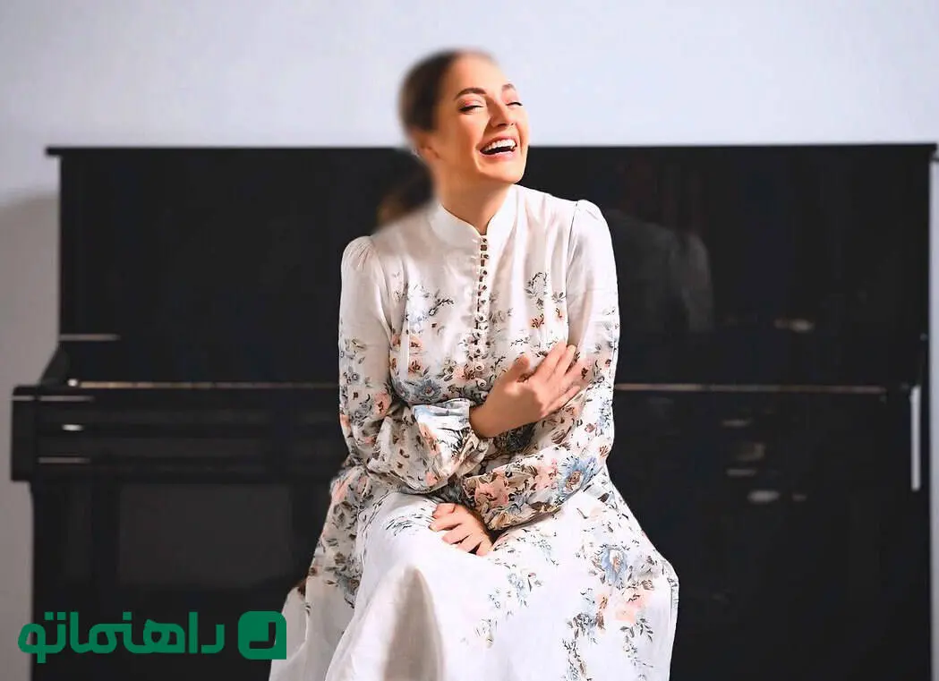 نوروز ۱۴۰۴؛ سفره هفت سین به سبک مهناز افشار + استایل بهاری او
