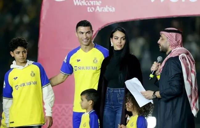
مبلغ قرارداد رونالدو با النصر؛ روزی ۴۵ میلیارد تومان!
