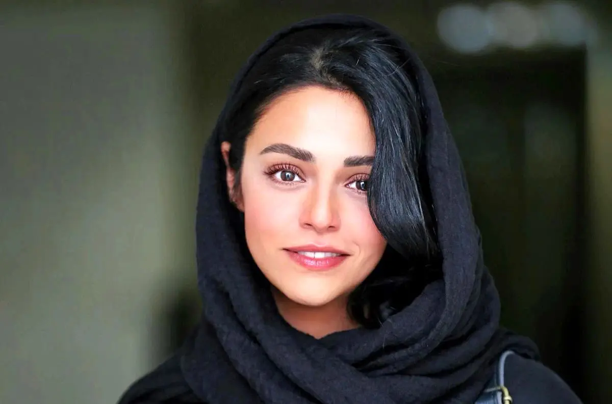 هنر استایل سوگل خلیق با عکسی سیاه سفید