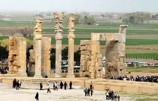 عکس قدیمی: تخت جمشید در سال 1309