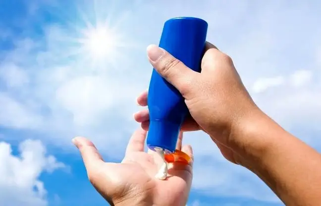  بهترین ضدآفتاب‌های بدون پارابن؛ انتخابی ایمن برای هر نوع پوست