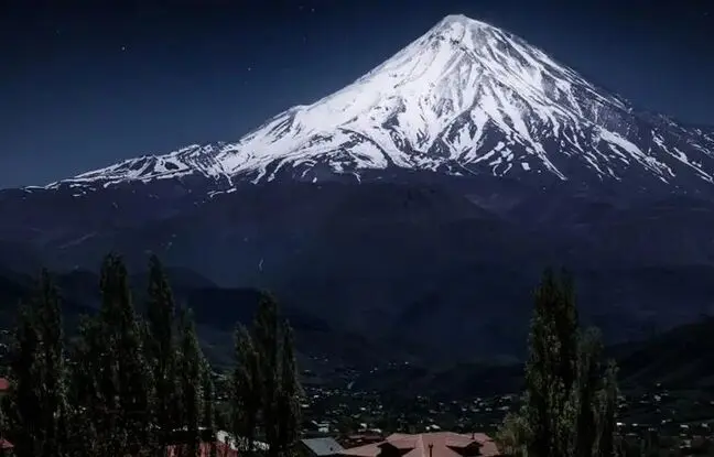 ۵ جای دیدنی اطراف تهران برای یک شب‌مانی خنک در شهریور