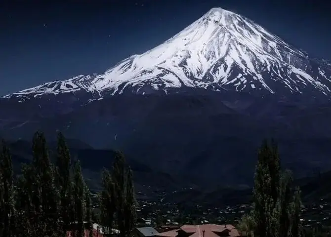 ۵ جای دیدنی اطراف تهران برای یک شب‌مانی خنک در شهریور