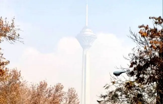 شاخص آلودگی هوای تهران ۲۱ آذر؛ ادامه وضعیت قرمز در پایتخت
