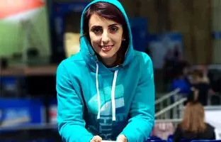 مربیگری الناز رکابی در کانادا بعد از مهاجرت 