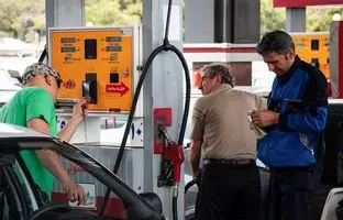 افزایش سهیمه برداشت کارت های سوخت از پمپ بنزین های تهران ؛ هر خودرو چند لیتر بنزین دریافت می کند؟