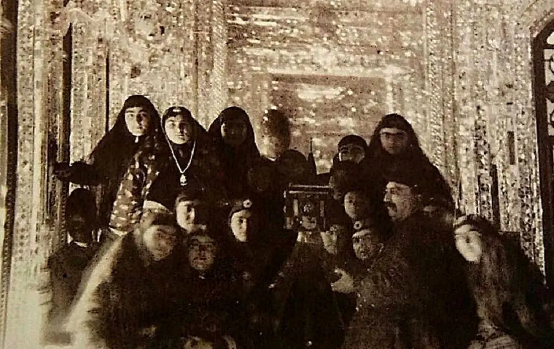 سفر در تاریخ؛ ظاهر «شمس الدوله، زن صیغه ای ناصرالدین شاه» در دهه 1260 