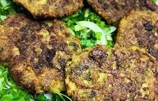 طرز تهیه کوکو گوشت چرخ کرده