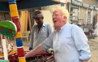  بستنی‌فروشی بدل ترامپ در پاکستان + ویدئو