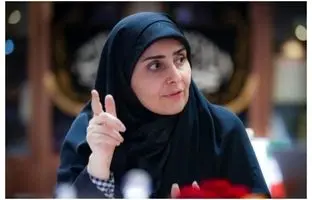 فرزانه صادق در راه کیش؛ واکنش وزارت راه درباره محل تأمین هزینه این سفر
