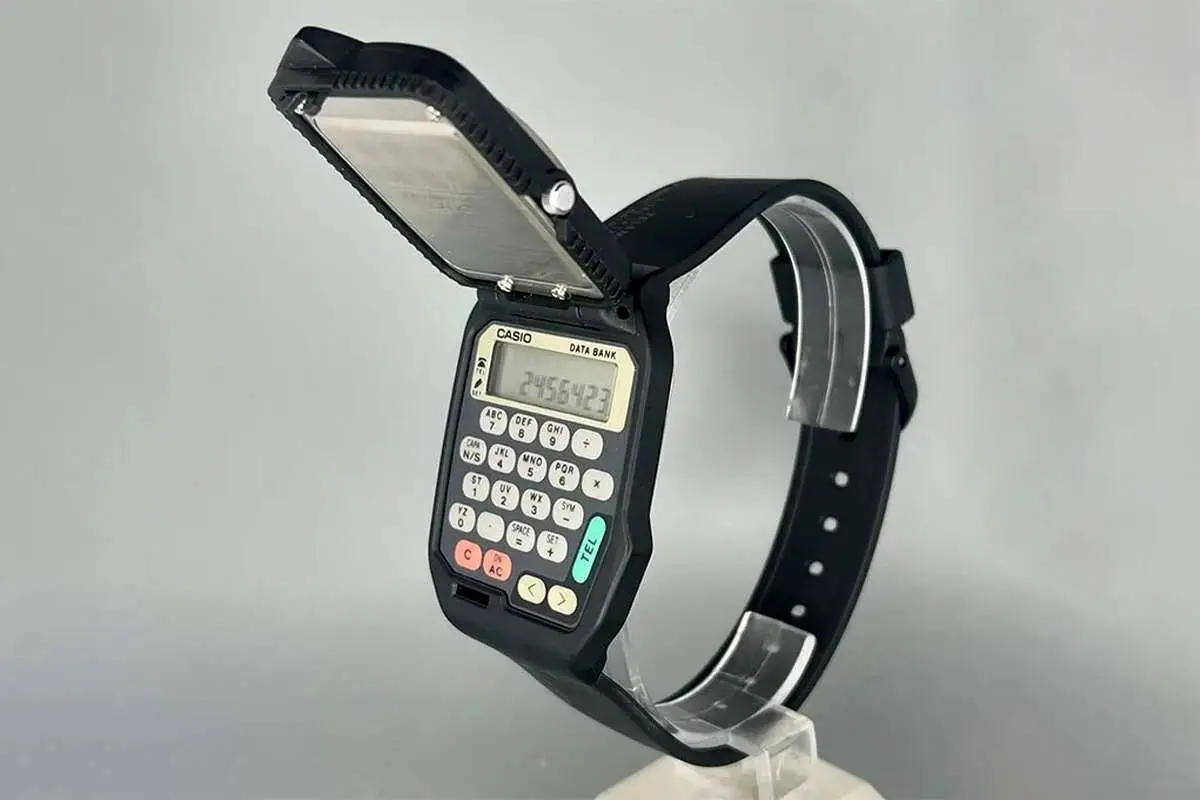  تصویر؛ ساعت کاسیو که ورود آن به جلسه امتحان ممنوع بود! 