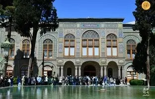 راهنمای سفر؛ ازدحام مردم در کاخ گلستان؛ نوروز ۱۴۰۴ + تصاویر