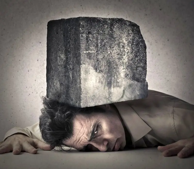 اگر از رفتارهای سمی خسته شده‌اید، تکنیک «سنگ خاکستری» به شما کمک می‌کند!