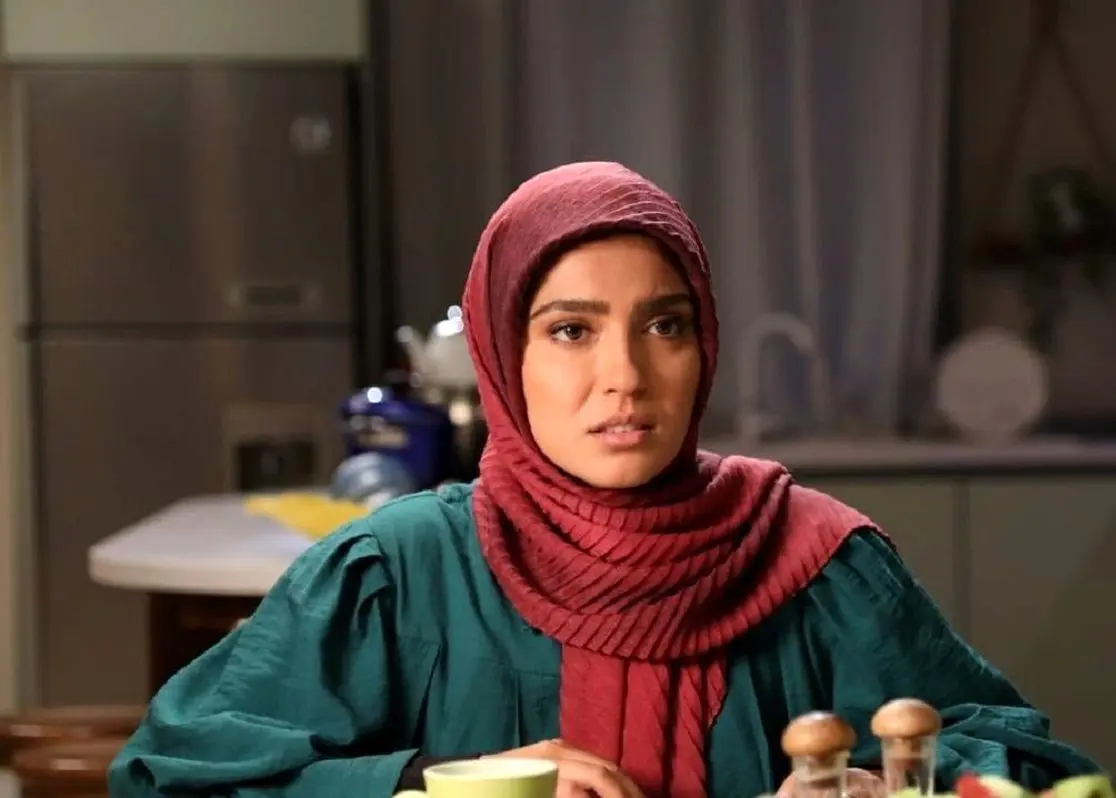 عکسی دیده نشده از تیپ و چهره «آرزو» سریال از سرنوشت در مراسم عقدش