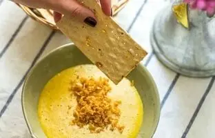 خوشمزه بپزید؛ طرز تهیه کشک زرد زابلی ؛ غذای فوری و مقوی به روش محلی