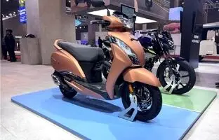 اولین اسکوتر CNG جهان رونمایی شد
