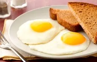 کلسترول تخم‌مرغ؛ مضر یا مفید؟