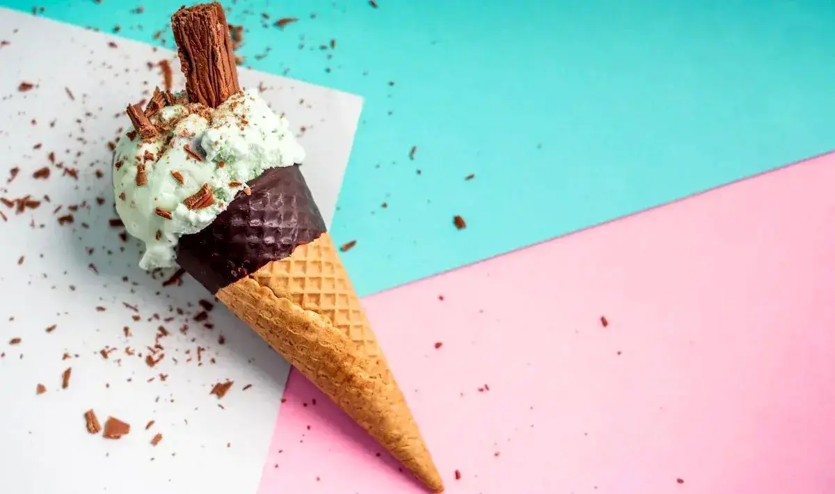 طرز تهیه بستنی رژیمی سالم + ویدئو