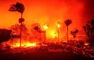 
قربانیان آتش‌سوزی لس آنجلس به ۱۶ نفر رسیدند
