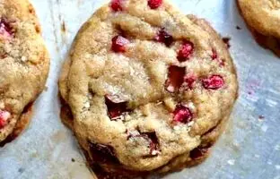 کوکی انار؛ یک انتخاب عالی برای شب یلدا