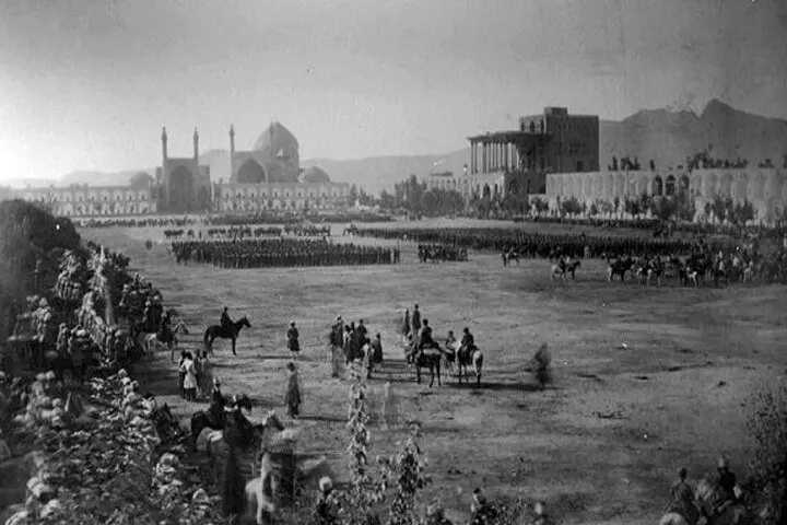  اصفهان عصر قاجار و حجم آب زاینده‌رود