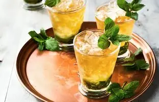 خوشمزه بپزید؛ طرز تهیه سکنجبین خانگی با نعنا و سرکه؛ رفع عطش در روزهای گرم سال + ویدئو