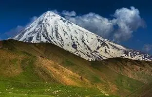 راهنمای سفر یک روزه به دشت هویج؛ سرسبزترین روستا با ویو کوه دماوند