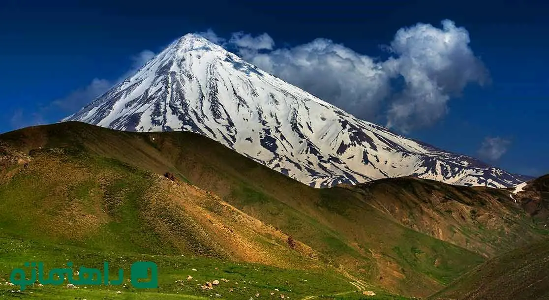 راهنمای سفر یک روزه به دشت هویج؛ سرسبزترین روستا با ویو کوه دماوند