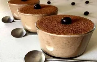 طرز تهیه دسر موز و نسکافه، خوشمزه و شیک