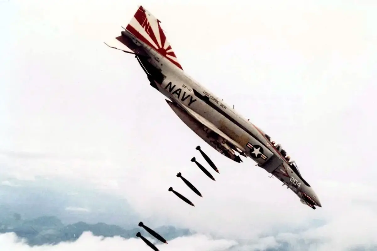 سرعت جنگنده F-4 Phantom چقدر بود و چه نقص‌هایی داشت؟ + تصویر
