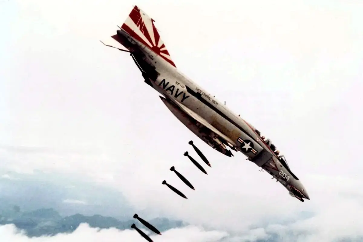 سرعت جنگنده F-4 Phantom چقدر بود و چه نقص‌هایی داشت؟ + تصویر
