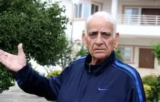 نشان ملی تاجیکستان بر تن اسطوره کشتی ایران + ویدئو
