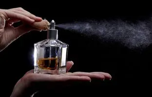 آیا بوی عطر روزه را باطل می کند؟