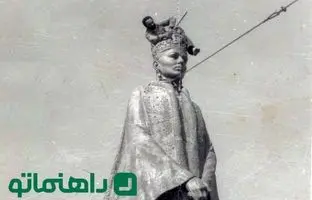 مجسمه غول پیکر فرح پهلوی در منجیل؛ طنابی به دور گردن! + تصاویر