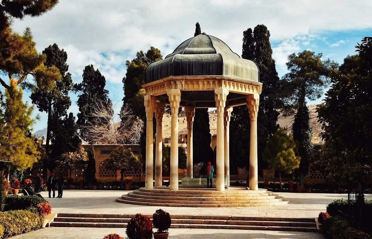  فال حافظ امروز یکشنبه یک تیر ماه 1404 