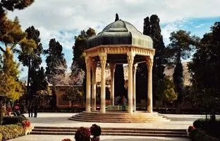  فال حافظ امروز شنبه 10 خرداد ماه 1404 