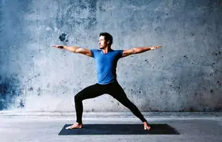 محققان: یوگا، تای‌چی و پیاده‌روی می‌توانند با بی‌خوابی مقابله کنند