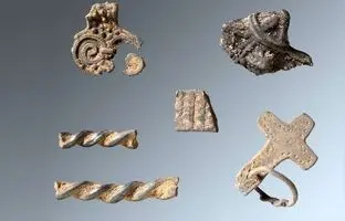 گنج «سکّه‌های اسلامی و صلیب وارونه» در آلمان کشف شد