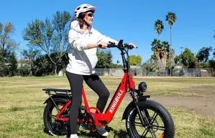 کینگ بول یک دوچرخه برقی تاشو با طراحی جذاب معرفی کرد + تصاویر