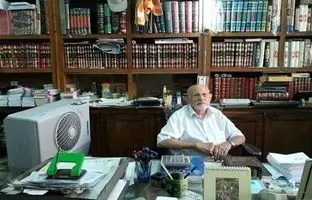 این کتاب‌فروشی تهران از دوران قاجار تا اکنون پابرجاست