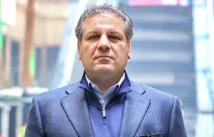 مالک ایران مال کیست؛ بیوگرافی علی انصاری مولتی میلیاردر ایرانی