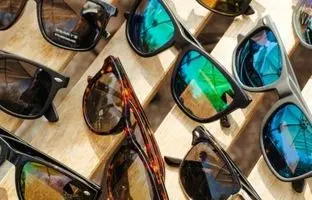 
چطور پلاریزه بودن عینک آفتابی را تشخیص دهیم؟
