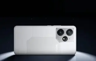 منتظر بمب جدید ریلمی باشید؛ Neo 7 Turbo با نسخه شفاف و شارژ ۱۰۰ واتی در راه است