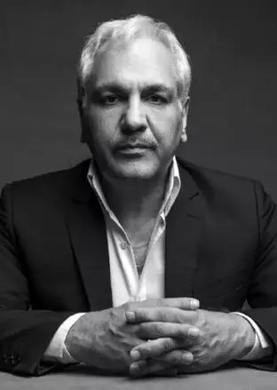  مهران مدیری: من که خواننده نیستم! 