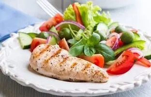 ۱۰ غذای رژیمی سریع و آسان برای کاهش وزن