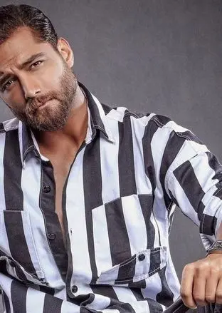  رویا نونهالی و امیر مقاره در پشت صحنه سریال شاعره 