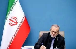 
پایانی ناتمام برای شهرام دبیری؛ معنای جمله مهم پزشکیان در حکم برکناری دبیری
