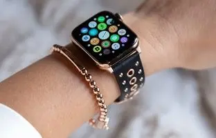 بهترین ساعت هوشمند زنانه که میشه با ۵ میلیون خرید ( بهار ۱۴۰۴)