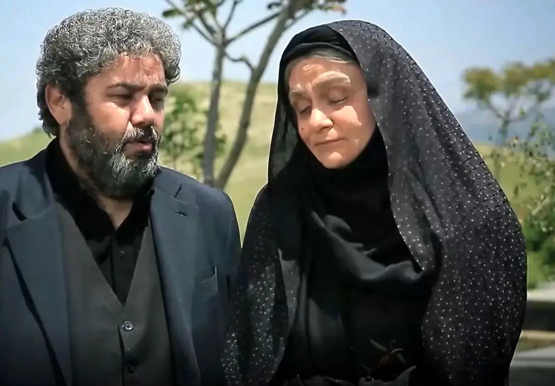 استایل «آق ننه» سریال آنام به همراه همسر و فرزندش