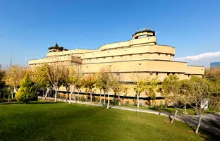 کتابخانه ملی ایران کجاست؟
